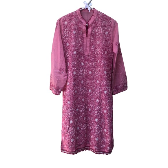 Pink Paisley Embroidered Tunic Top size Small - Picture 2 of 9